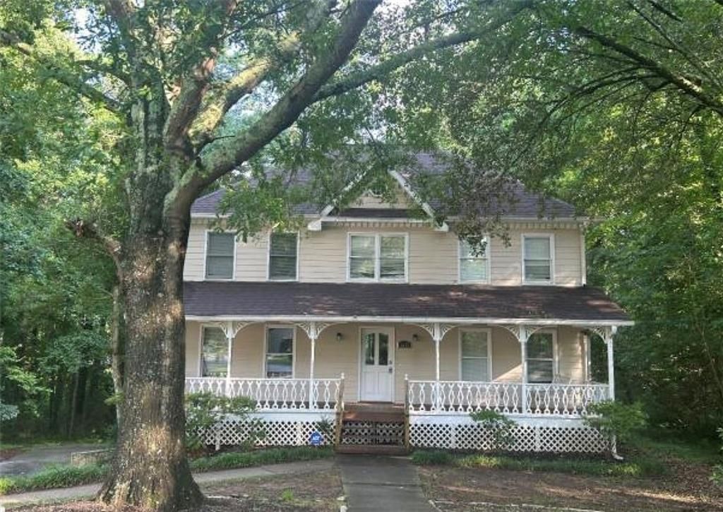1675 Longwood Drive SW, Marietta, GA 30008