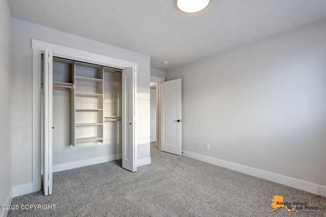 8803 Chalk Hill Loop, Anchorage, AK 99502