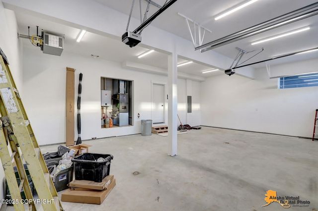 8803 Chalk Hill Loop, Anchorage, AK 99502