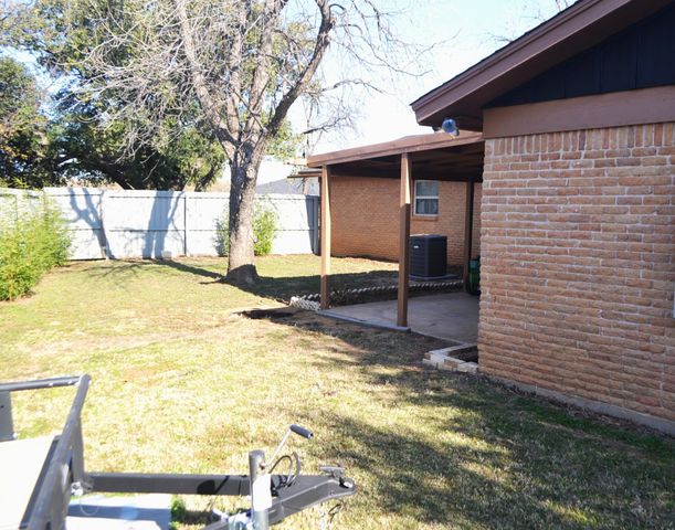 801 Westridge Circle, Breckenridge, TX 76424