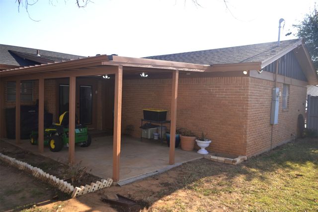 801 Westridge Circle, Breckenridge, TX 76424