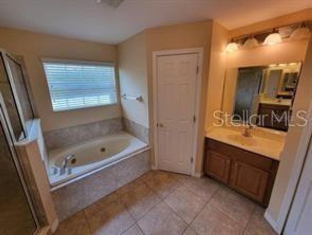 11637 GREAT COMMISSION WAY, Orlando, FL 32832