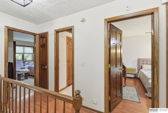 1017 N 129th Circle, Omaha, NE 68154