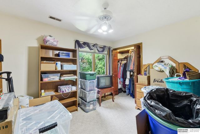 1017 N 129th Circle, Omaha, NE 68154
