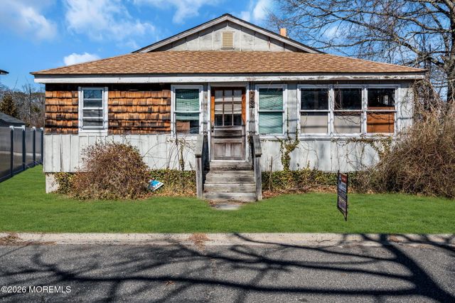 723 Howe Street, Point Pleasant, NJ 08742