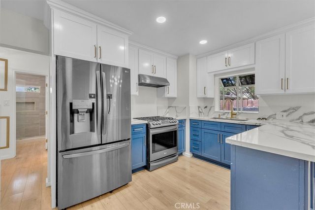 7015 Amigo, Reseda, CA 91335