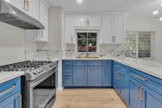 7015 Amigo, Reseda, CA 91335