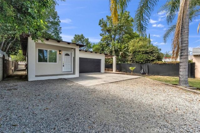 7015 Amigo, Reseda, CA 91335