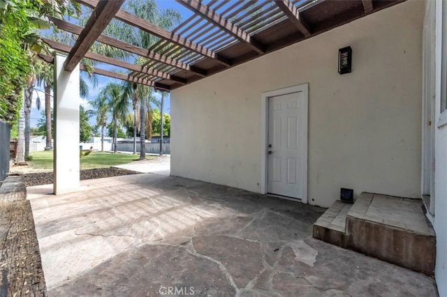 7015 Amigo, Reseda, CA 91335