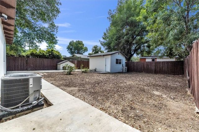 7015 Amigo, Reseda, CA 91335