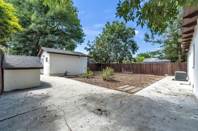 7015 Amigo, Reseda, CA 91335