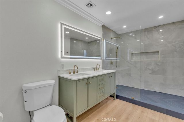 7015 Amigo, Reseda, CA 91335