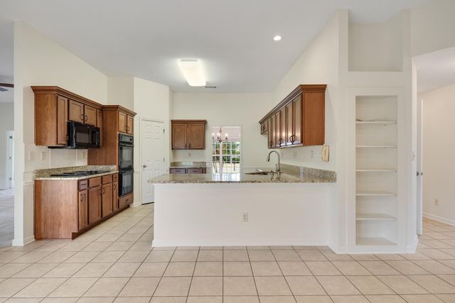 115 LEWIS FAIRWAY CIR, Oakland, TN 38060
