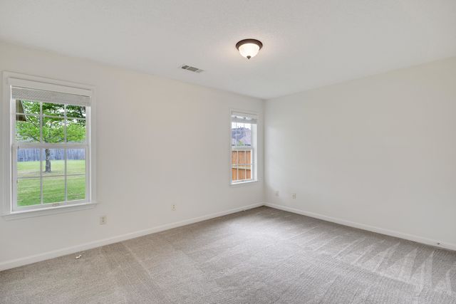 115 LEWIS FAIRWAY CIR, Oakland, TN 38060