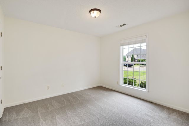 115 LEWIS FAIRWAY CIR, Oakland, TN 38060