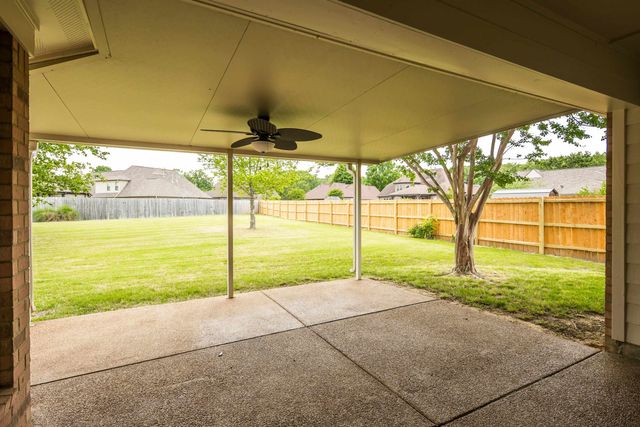 115 LEWIS FAIRWAY CIR, Oakland, TN 38060