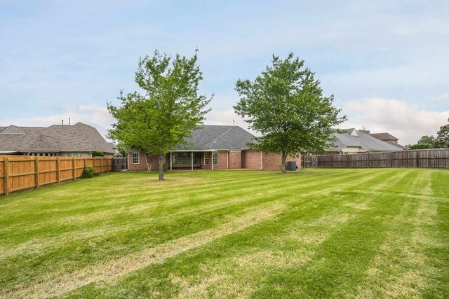 115 LEWIS FAIRWAY CIR, Oakland, TN 38060