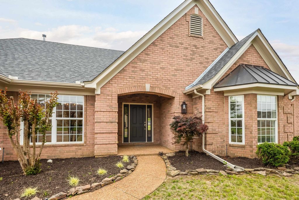 115 LEWIS FAIRWAY CIR, Oakland, TN 38060
