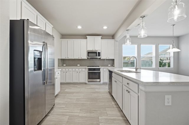 1717 Oakdale Mist Drive, Dickinson, TX 77539