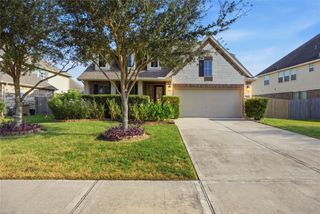 1717 Oakdale Mist Drive, Dickinson, TX 77539