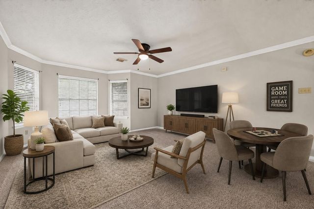 1422 N Yegua River Circle, Sugar Land, TX 77478
