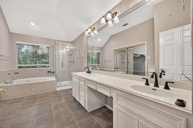 1422 N Yegua River Circle, Sugar Land, TX 77478