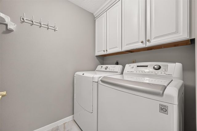 1422 N Yegua River Circle, Sugar Land, TX 77478
