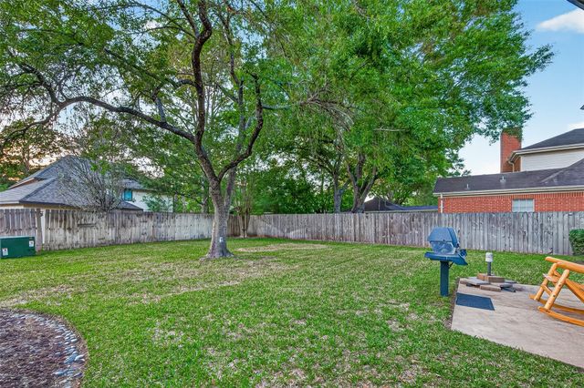 1422 N Yegua River Circle, Sugar Land, TX 77478