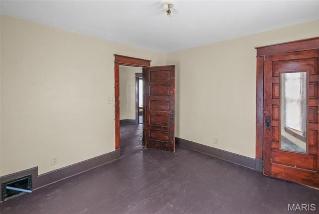 912 Tremont Street, Alton, IL 62002