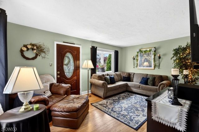 73 JAMES AVENUE, Clark Twp., NJ 07066