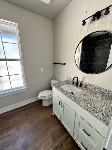 1453 S Washington Avenue, Fayetteville, AR 72703
