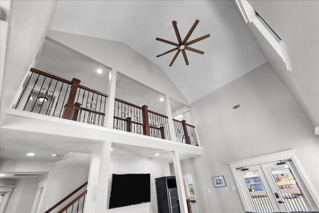 2000 Laguna Harbor Cove Boulevard, Port Bolivar, TX 77650