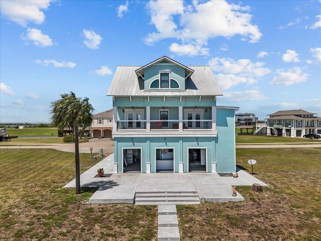 2000 Laguna Harbor Cove Boulevard, Port Bolivar, TX 77650