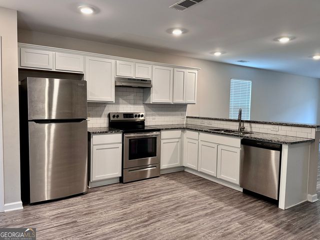 4458 Pinscher Street, Union City, GA 30291