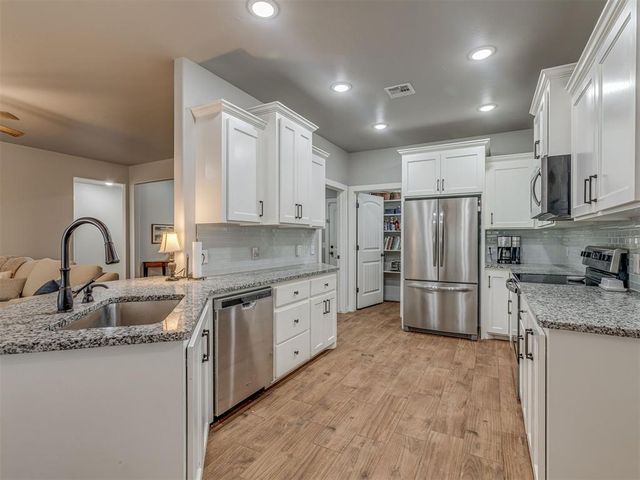 2172 County Street 2973, Blanchard, OK 73010