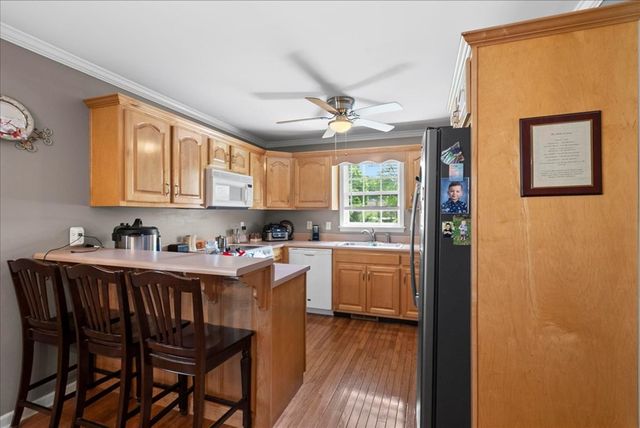 192 Gateway Drive, Rocky Face, GA 30740