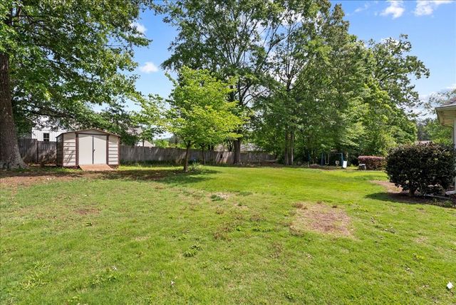 192 Gateway Drive, Rocky Face, GA 30740