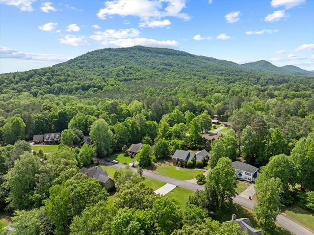 192 Gateway Drive, Rocky Face, GA 30740