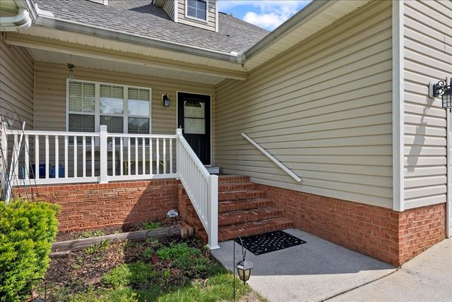 192 Gateway Drive, Rocky Face, GA 30740