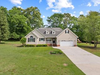 192 Gateway Drive, Rocky Face, GA 30740