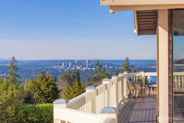 4727 155th Pl SE, Bellevue, WA 98006