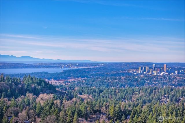 4727 155th Pl SE, Bellevue, WA 98006