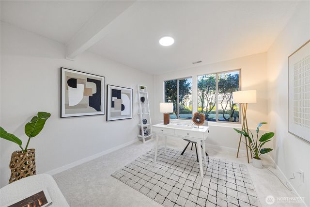 4727 155th Pl SE, Bellevue, WA 98006