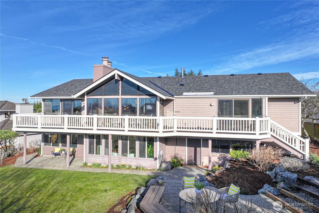 4727 155th Pl SE, Bellevue, WA 98006