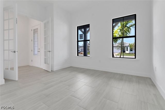 1856 Terreno BLVD, Naples, FL 34120