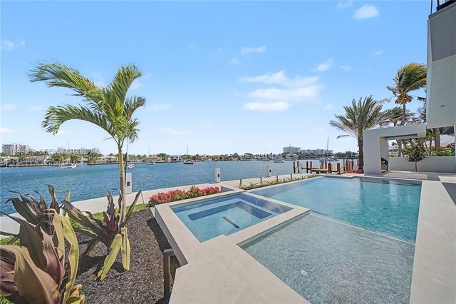 1400 W Lake Drive, Fort Lauderdale, FL 33316