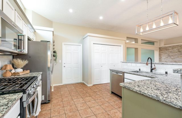 212 Riesling Road, Bernalillo, NM 87004