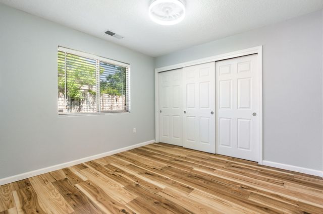 212 Riesling Road, Bernalillo, NM 87004