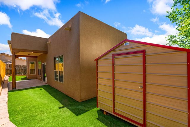 212 Riesling Road, Bernalillo, NM 87004