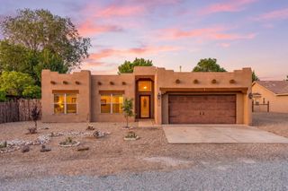 212 Riesling Road, Bernalillo, NM 87004